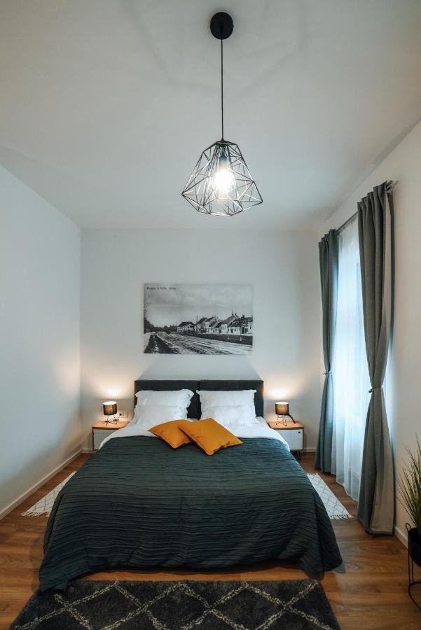 Chop Old House Hotel เวลิคาโกริตซา ภายนอก รูปภาพ