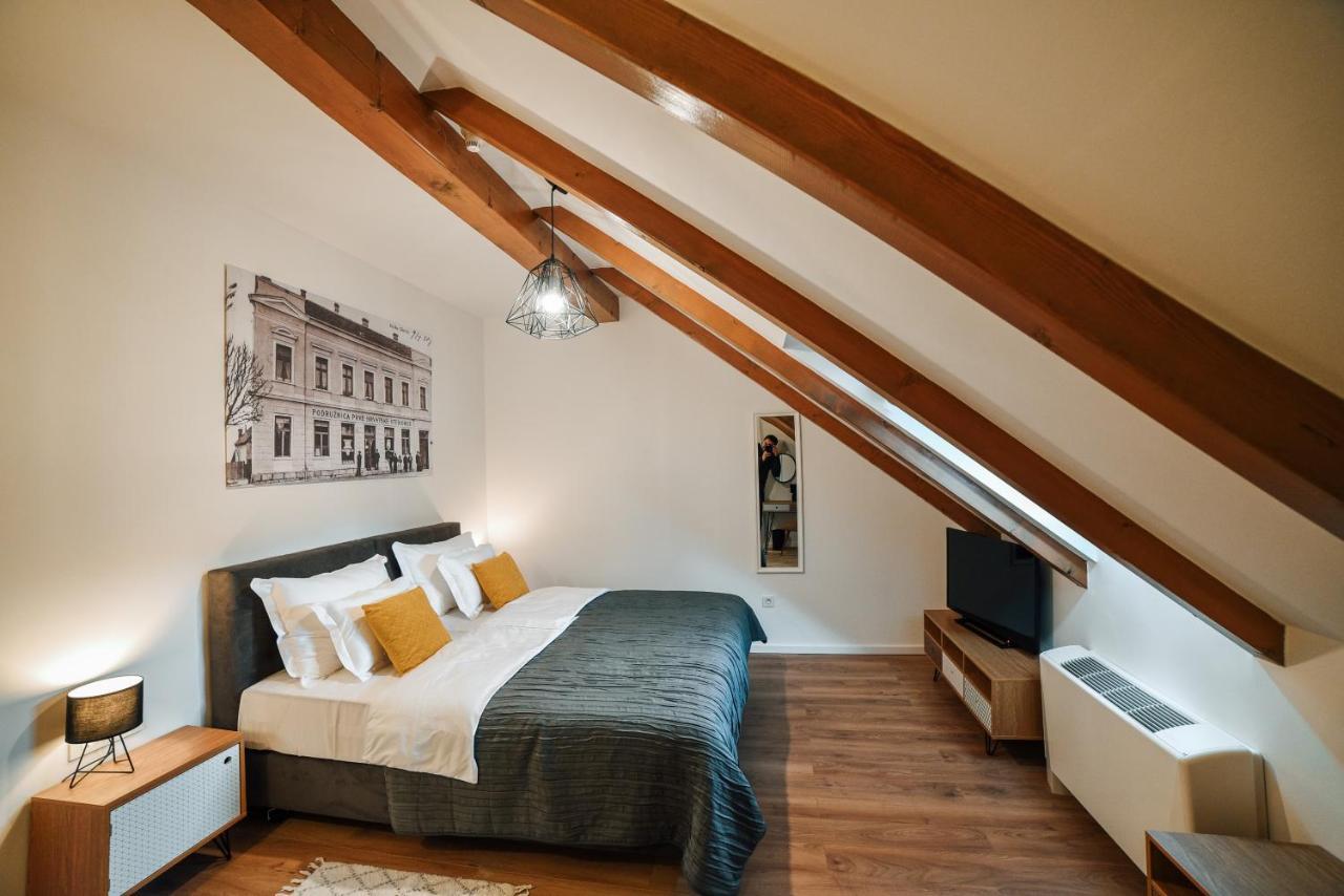 Chop Old House Hotel เวลิคาโกริตซา ภายนอก รูปภาพ